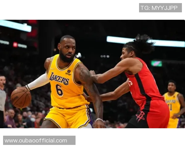 东契奇对老人的恶搞引争议LBJ诈伤背后真相揭秘湖人险被翻盘的传奇故事 东契奇对老人的恶搞引争议LBJ诈伤背后真相揭秘湖人险被翻盘的传奇故事