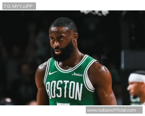 戈贝尔调侃杰伦布朗建议剃光头引发热议