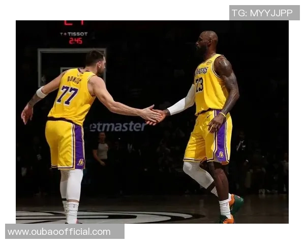 沃西称詹姆斯应撰写成功经验书籍继续震撼世界的篮球传奇之路